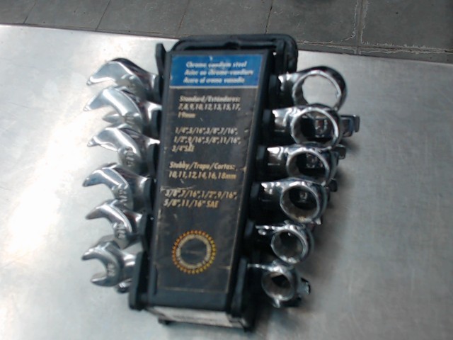 Set de cl imcomplet(manque 1)