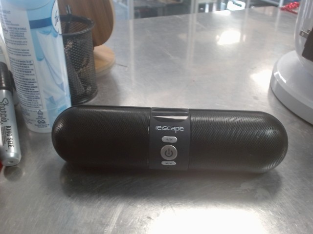 Speaker bluetooth escape