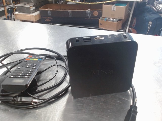 Android tv box 1st gen + acc+man