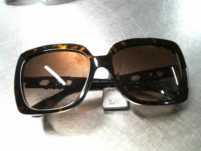 Lunette de soleil pour femme