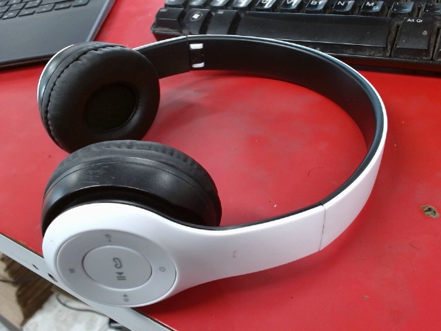 Ecouteur sans fil no name