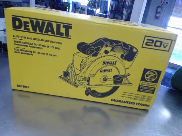 Scie 6-1/2 neuf en boite