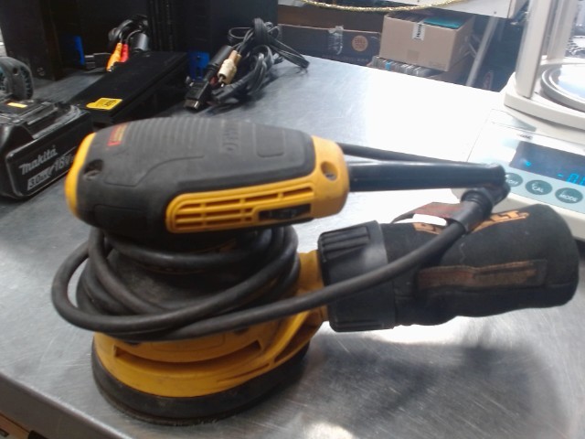 Dewalt random orbit palm sander