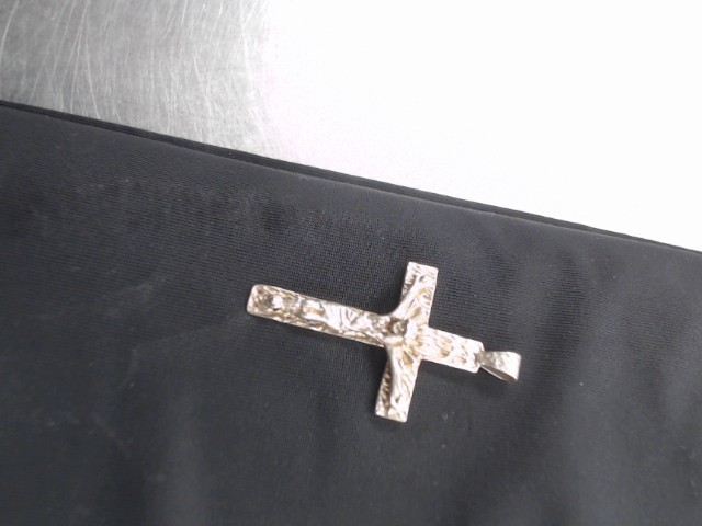 Croix en argent