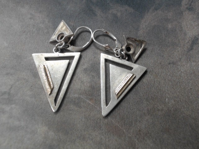 Set boucle doreilles triangle doree