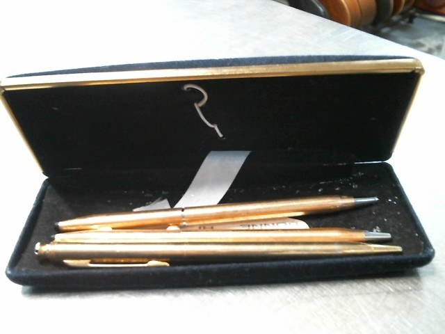 Crayon cross 14kt filled x3 dans boite