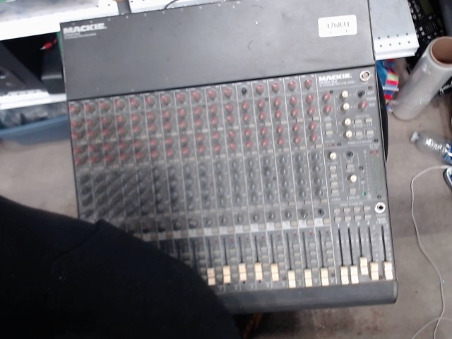 Mixer 16 channel/sticker fido