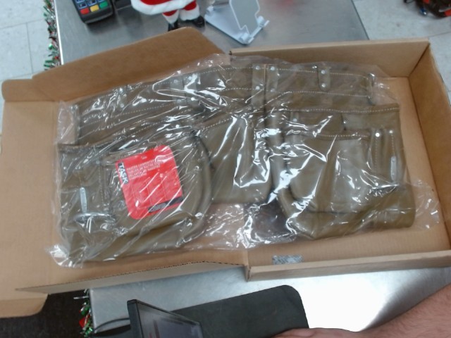 Master carpenter apron task