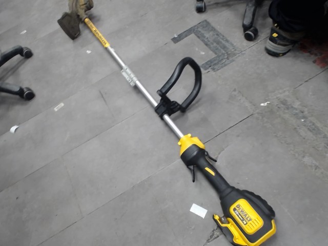 Weedeater dewalt
