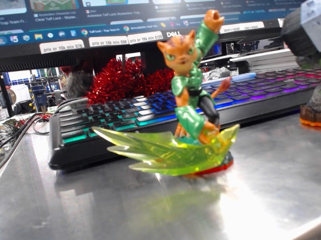 Skylanders trap team-tuff luck