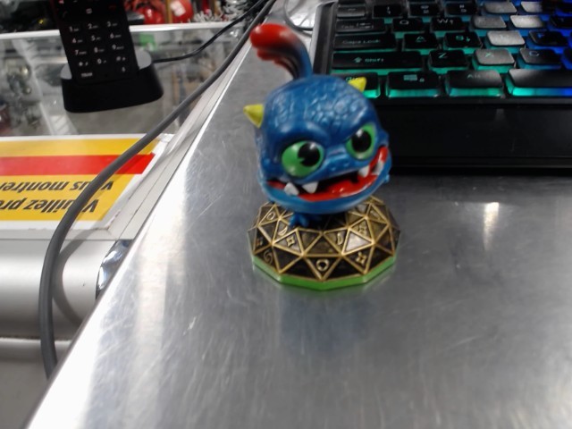 Skylanders spyros adventure wreckingball