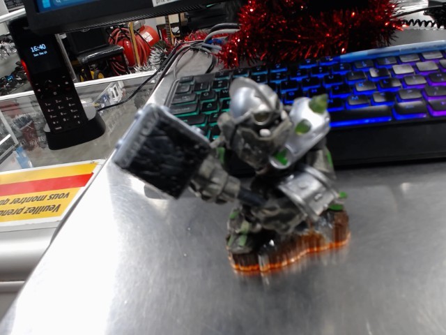 Skylanders giants-granite crusher