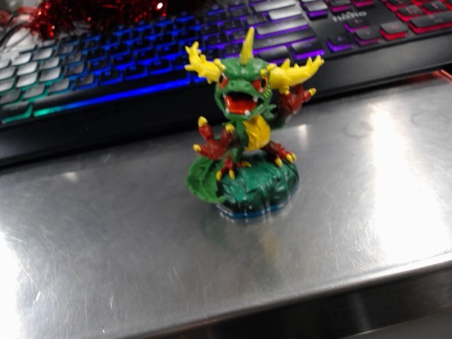 Skylanders swap force-thorn horn