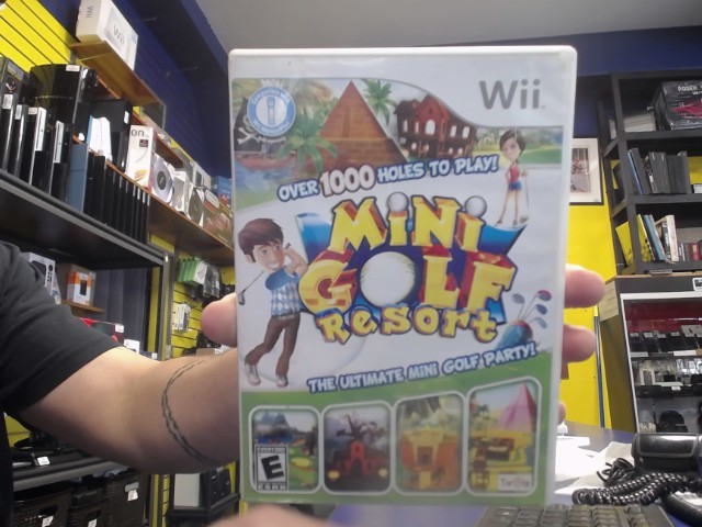 Mini golf resort