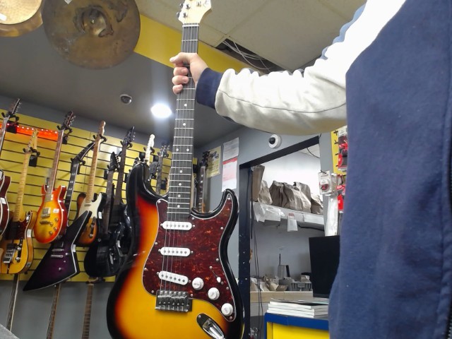 Fake fender stratocaster