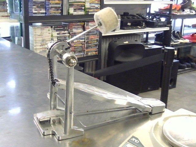 Pedale pour batterie basse vintage