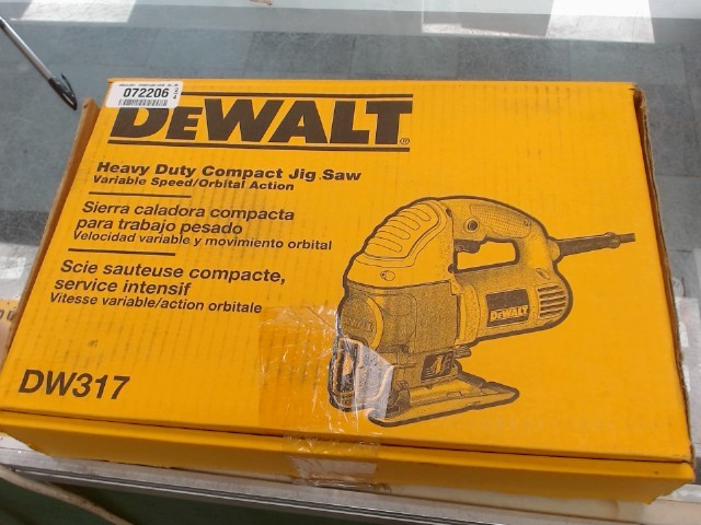 Scie sauteuse variable  neuf en boite