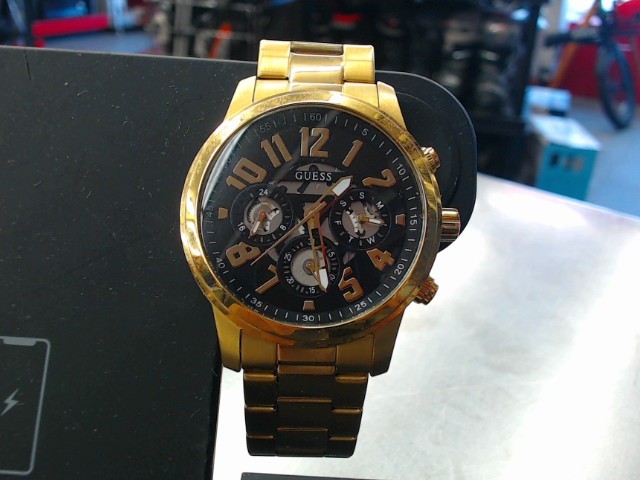 Montre guess couleur or 4 cadran ach ici