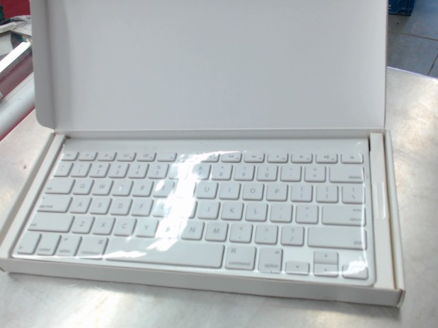 Clavier a batterire sans fil qwert