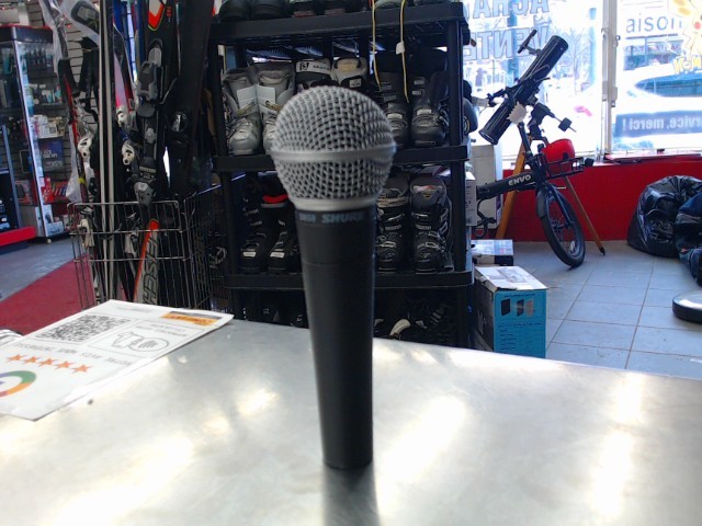 Microphone dynamique cardioide