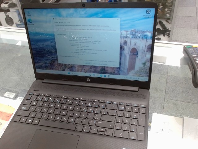 2cpu intel/4gb ram/128ssd/15in/batt ok