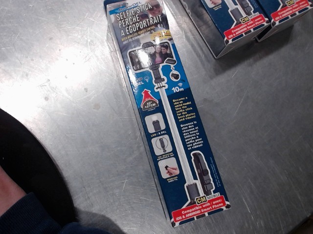 Selfie stick bluetooth