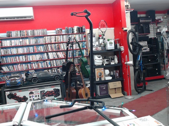 Trepied pour guitare noir