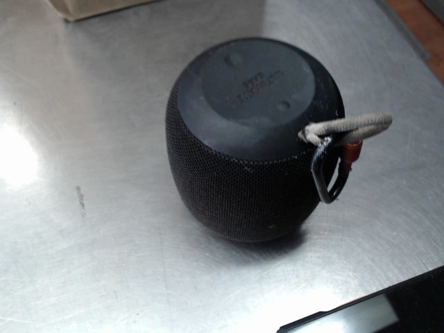 Haut parleur bluetooth