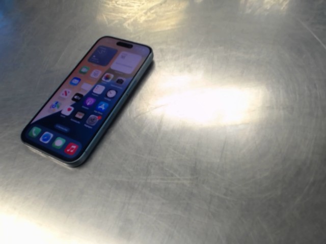 Iphone 16 vert 128gb (92%)