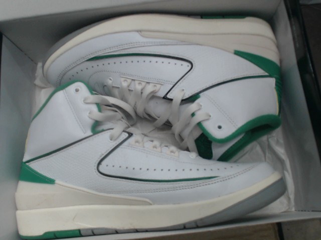 Jordan 2 lucky green size 9 used in box