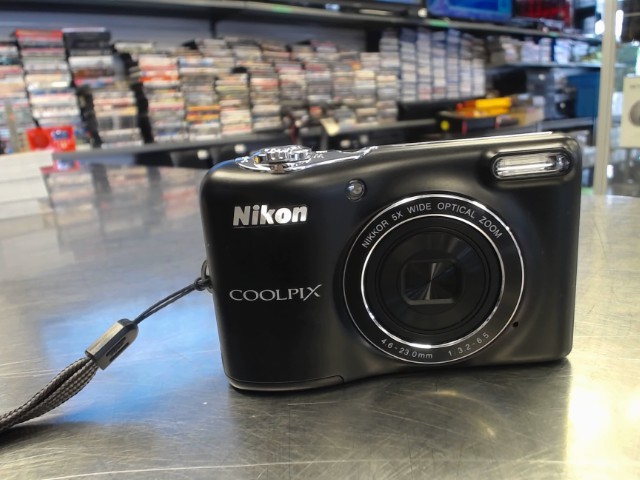 Camera digital nikon coolpix l32 +pochet