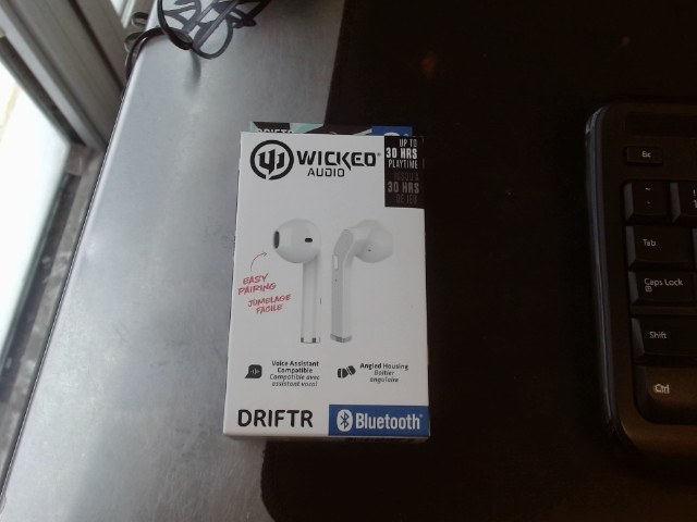 Bluetooth headphones