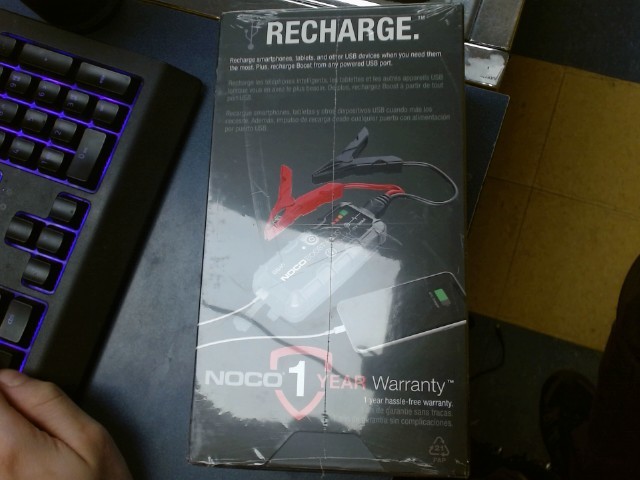 Ultrasafe jump starter pour vehicule