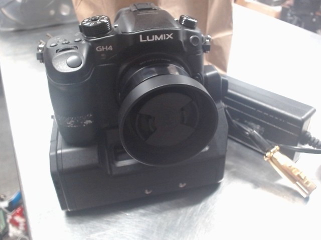 Digital camera + sigma lens