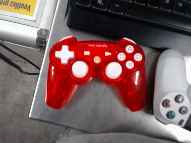 Manette de ps3 third party rouge