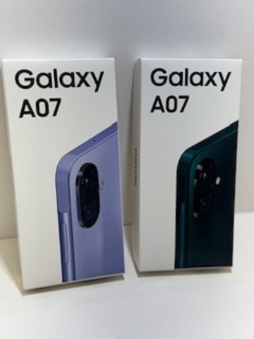 CELLLULAIRE NEUF COULEUR