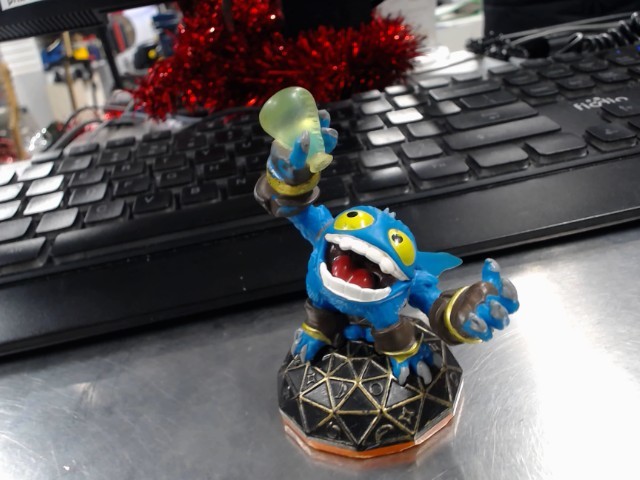 Skylanders giants-pop fizz