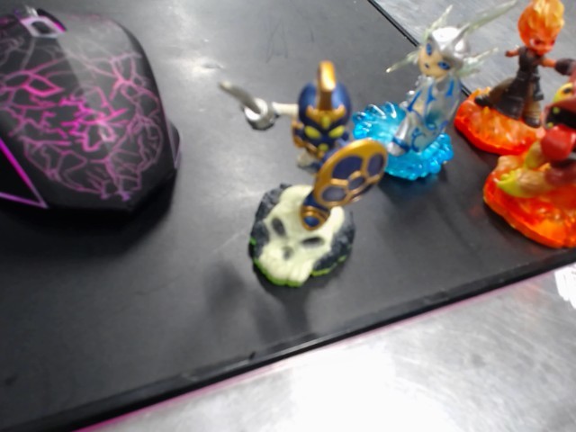 Skylanders spyro's adventure-chop chop