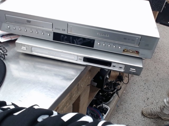 Dvd/vhs hifi sqpb dvd player