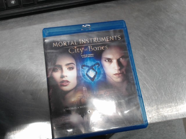 The mortal instrument