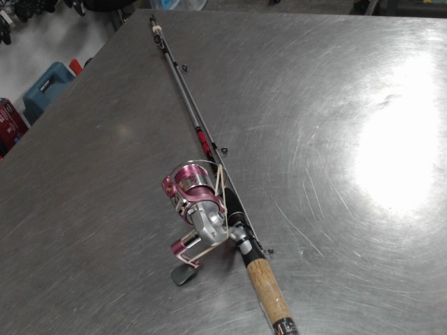 Canne a peche avec reel