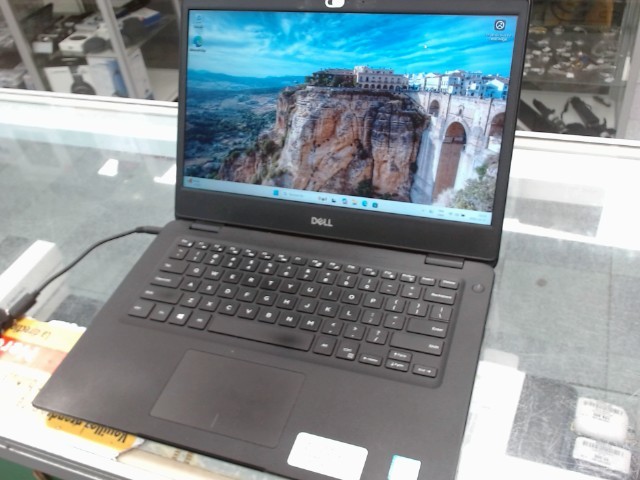 8cpu i5 8th/16gb ram/512ssd/batt ok