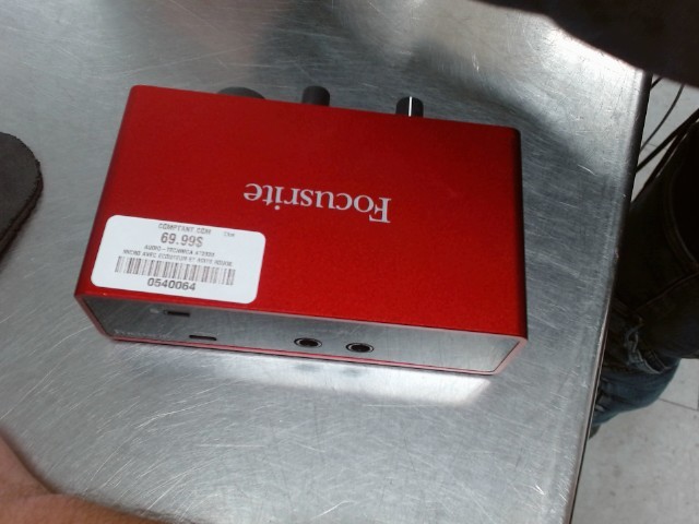 Scarlett studio focusrite 3rd gen