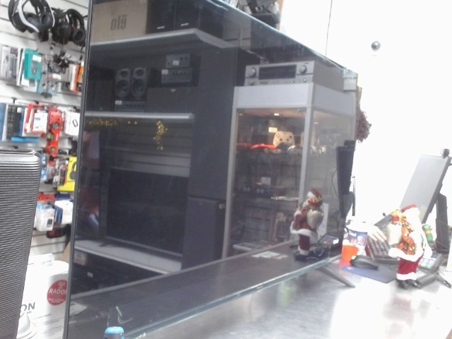 Television 50p intelligent 4k+no man