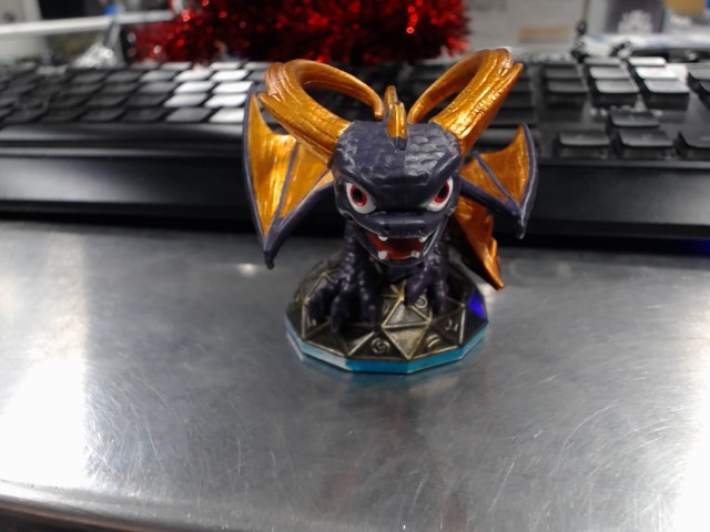 Skylanders swap force-mega ram spyro
