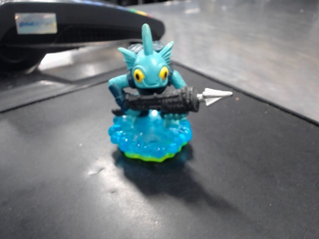 Skylanders spyro's adventure-gill grunt