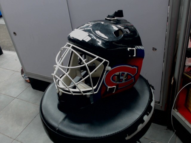 Casque de goaler canadien