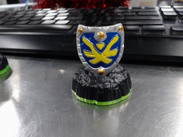 Skylanders spyro adventure-skyironshield