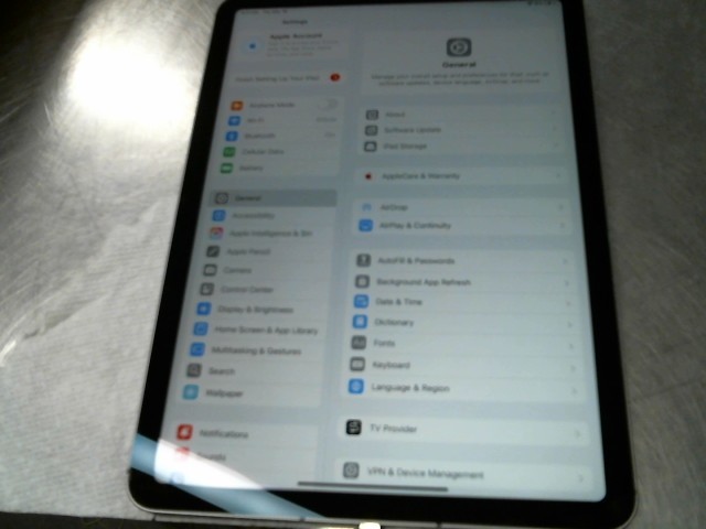Ipad air 11inch m2 128gb with case