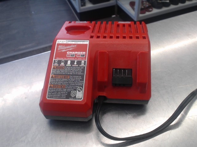 Milwaukee m12 m18 charger